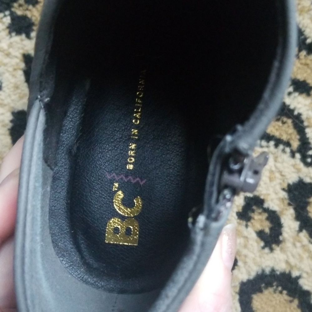 Booties - Picture 3 of 4